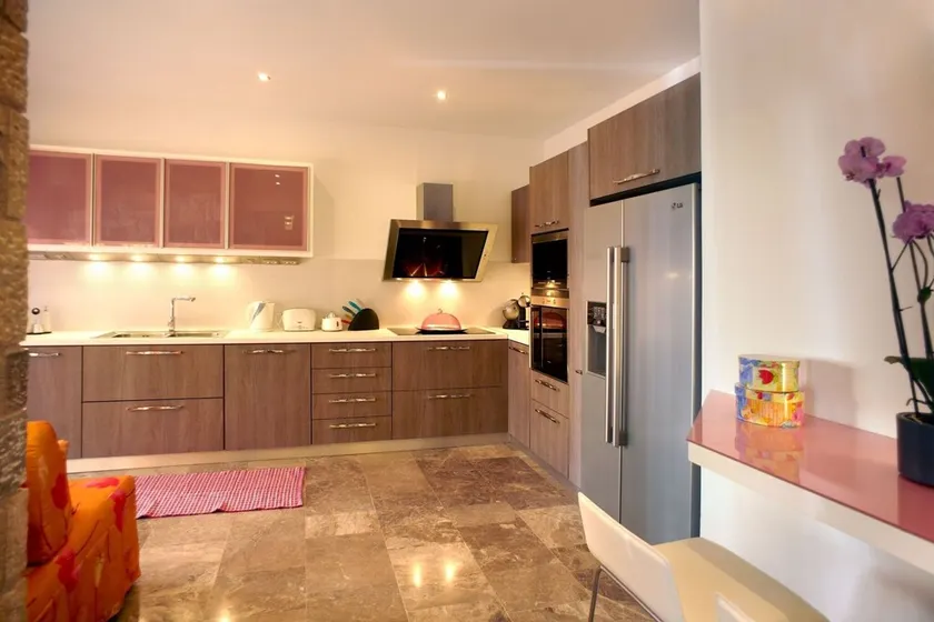 Executive Rhodes 3-Bedroom Villa Villa Seastone Private Pool Sea Views Lindos - Image 1