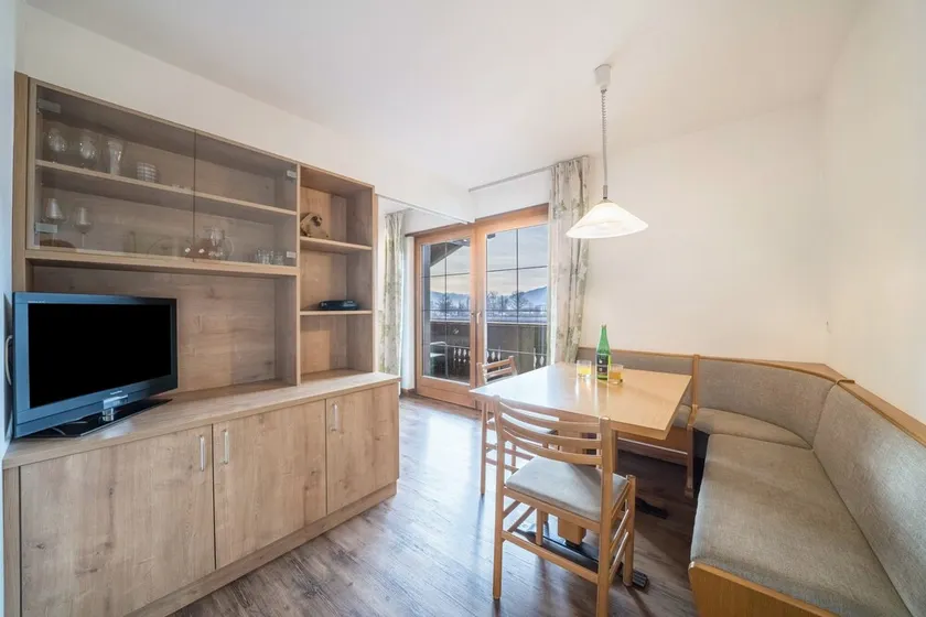 Charmant appartement \"Kammerhof Birne\" avec vue sur les montagnes, Wi-Fi, balcon et jardin - Image 1