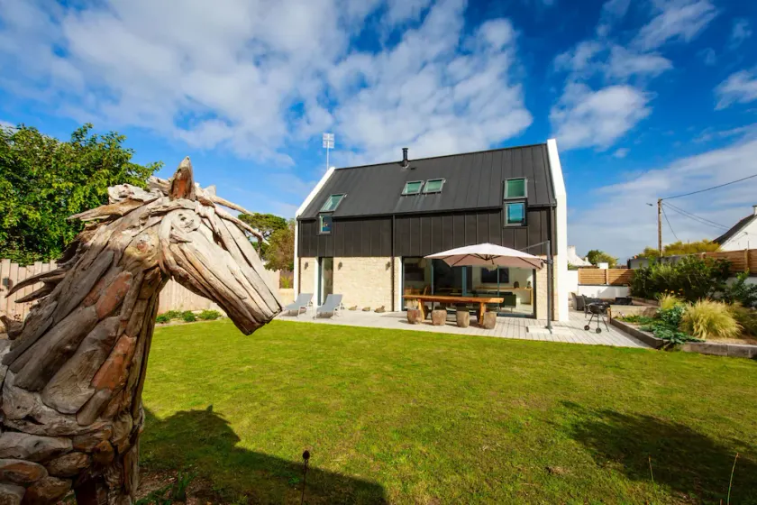 Nyt! Arkitektens Villa 2 Skridt fra Stranden og Centrum af Quiberon - Image 1