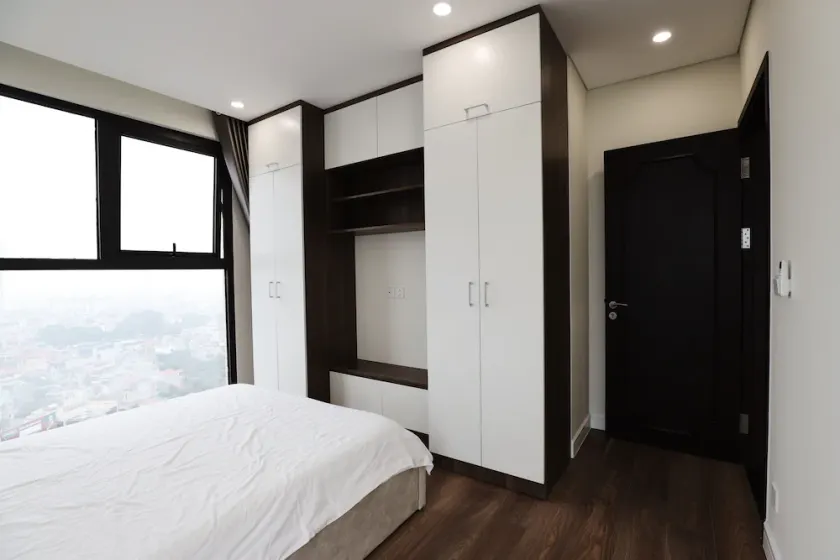 Super New & Modern Apartment - 2 min from the West Lake - Image 1