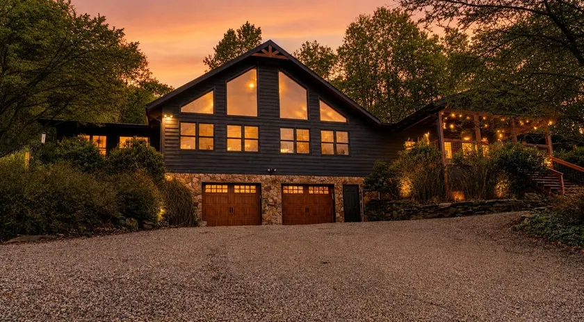Whiskey Rock | Private Estate on 50 acres | Event Friendly | Spectacular Views - Image 1
