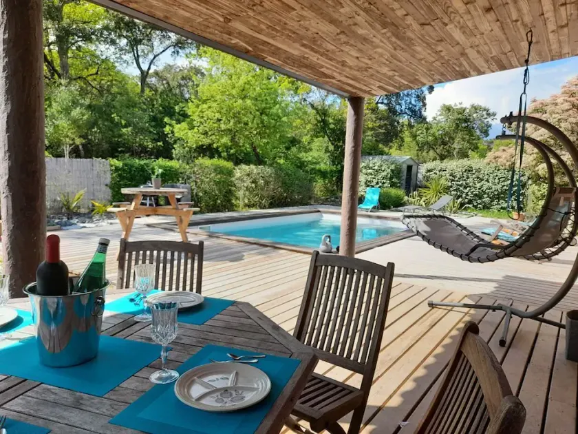 Villa Avec Piscine, au Calme . A 5minutes de la Plage . Animaux Acceptés - Image 1