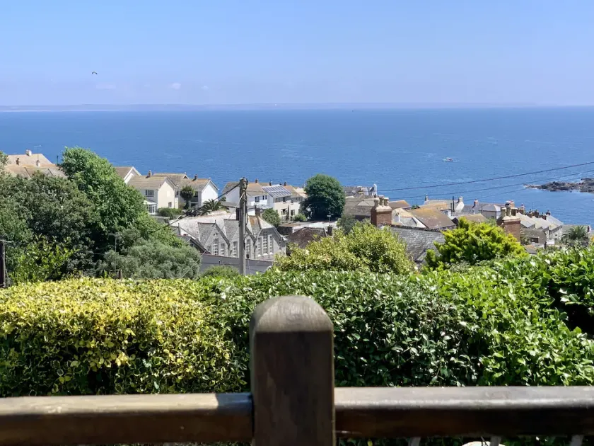 Holiday Cottage With Fabulous Views, Garden, Deck And Private Off Road Parking - Image 1