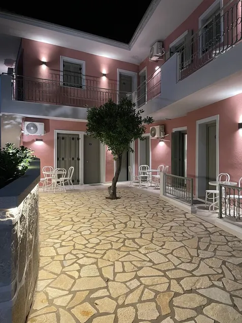 ANAX APARTMENTS PARGA - Image 1