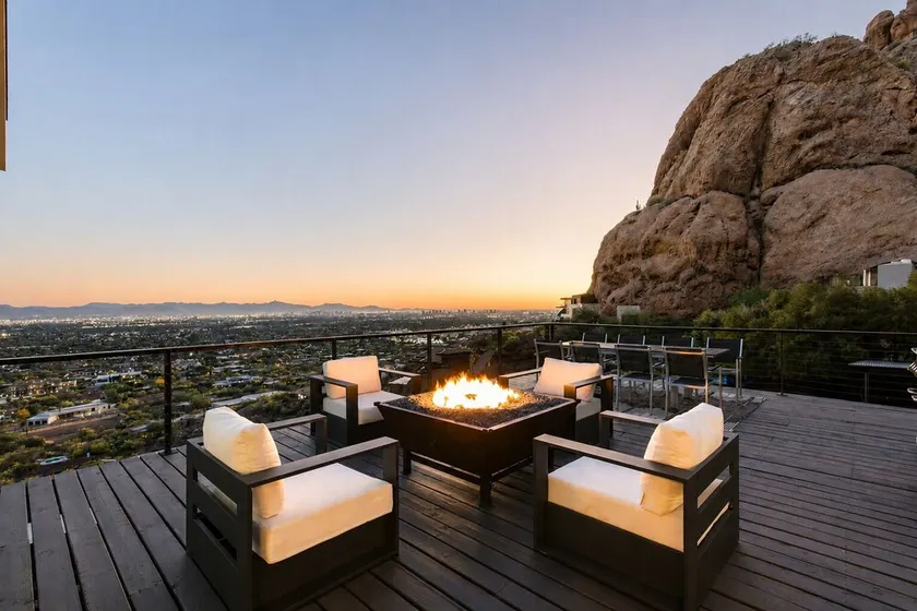 City Views - 5BR Estate w/ Pool, Spa & Panoramic Mountain Views - Image 1