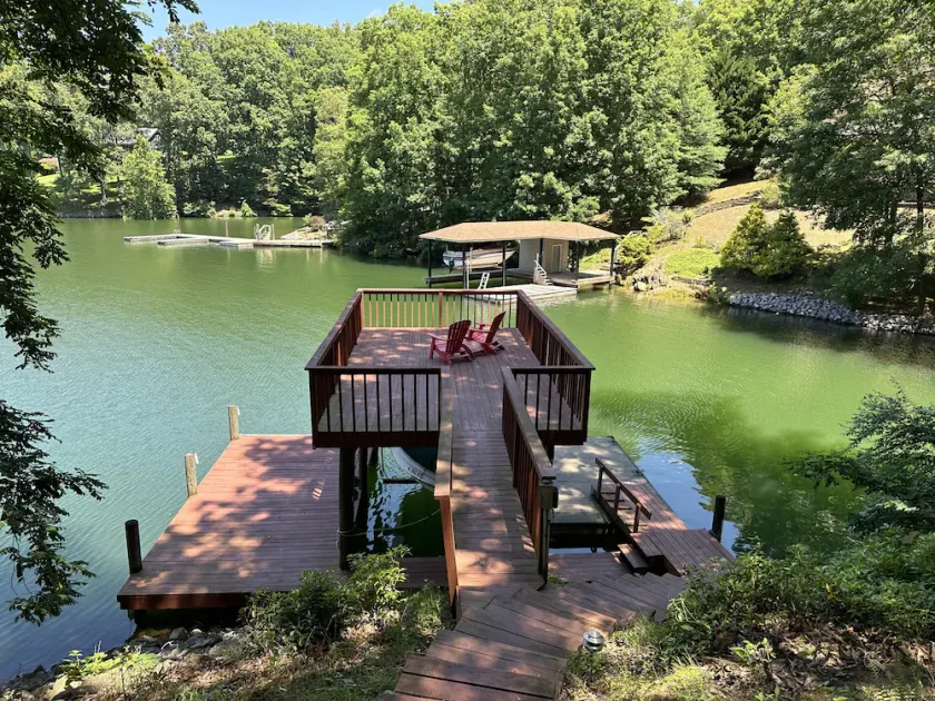 1 Special Place - Waterfront home with private dock, lake views, & washer/dryer - Image 1