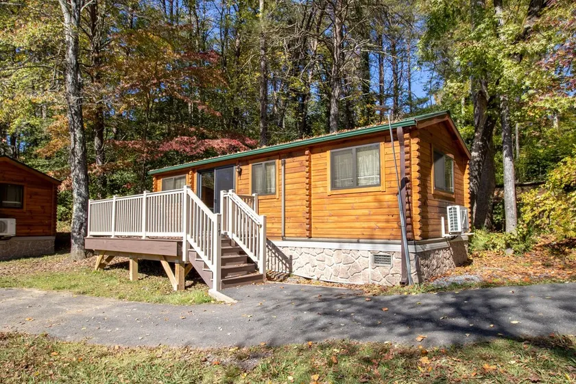 Hot Tub, Lake Access, Resort Amenities! - Image 1
