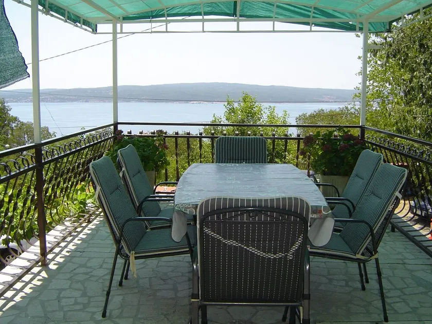 Holiday apartment With sea views and air conditioning - Image 1