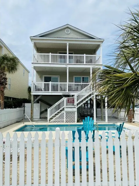 Pierview Home - Image 1