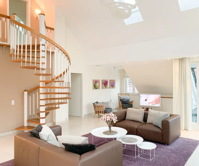 Casa do Capitão. Apartamento loft exclusivo, oferece 144 metros quadrados, com lareira. - Image 1