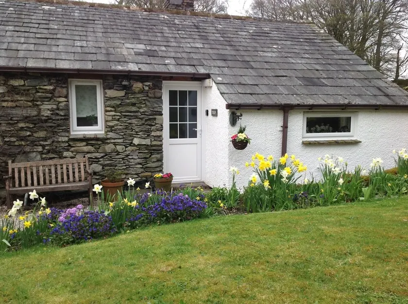 Tulip Cottage I En Idyllisk Riverside Placering, Lake District Nation Park. - Image 1