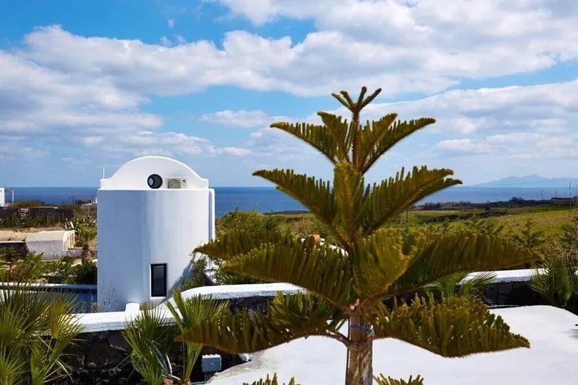 Romantic Santorini Getaway Villa Ammos 1 Bedroom Private Outdoor Pool - Image 1