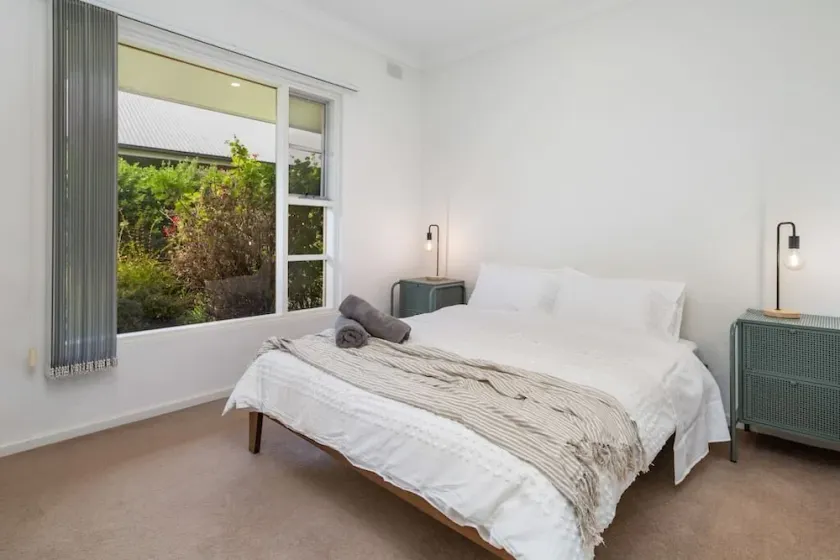 Stay Here On Pier 2 Bdrm Sleeps 4 Beach Wifi - Image 1