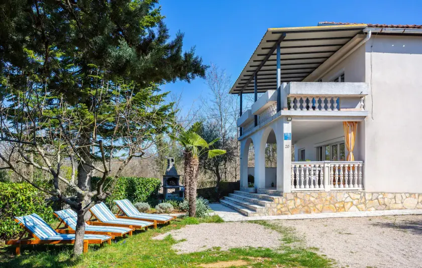 3 bedroom amazing home in Malinska - Image 1