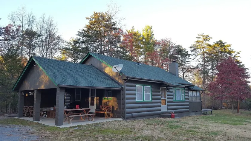Pine Cone Cabin im Fort Valley - Image 1