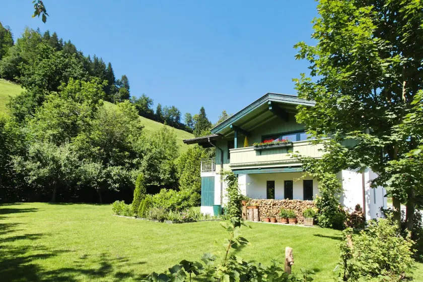 Holiday Home Itter - Image 1