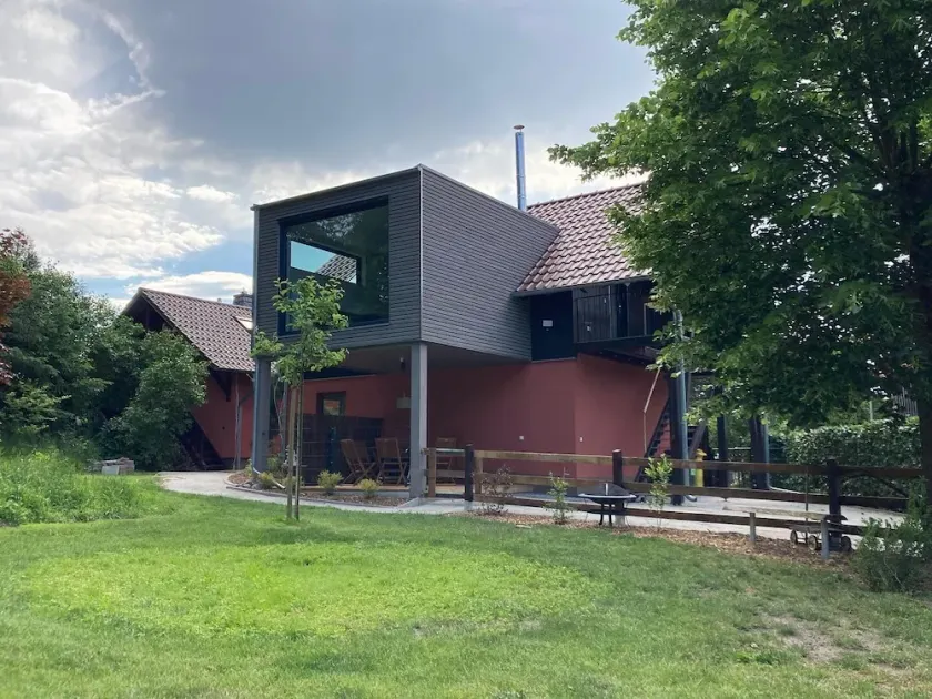 Loft with fireplace and 2 terraces on a natural plot in Straupitz-Spreewald - Image 1