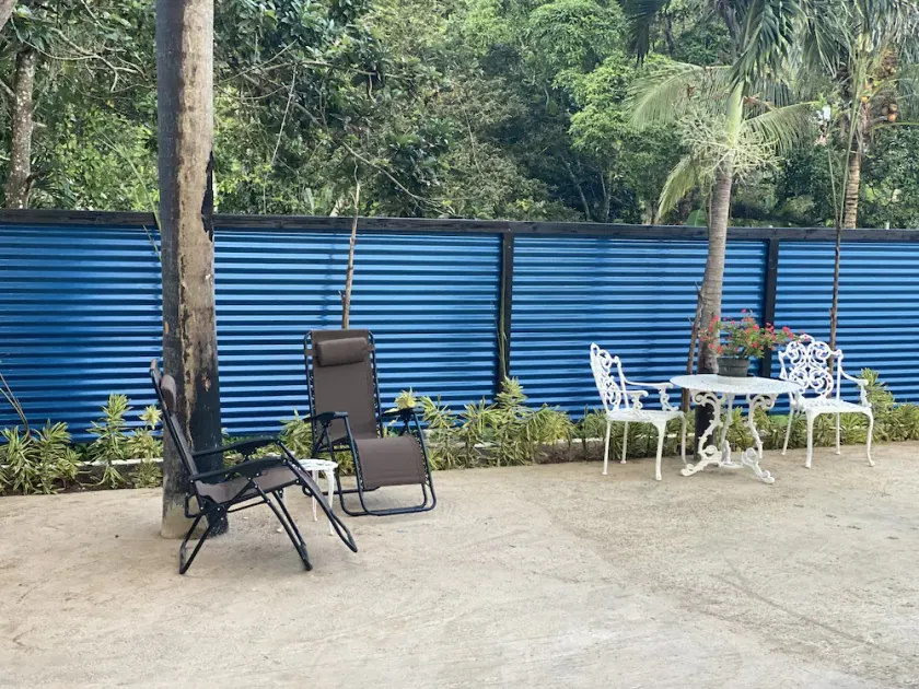 Off the beaten path private villa, w/AC, Jacuzzi, king beds - Image 1