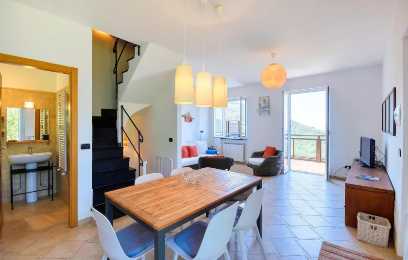 3 bedroom stunning home in Moneglia - Image 1