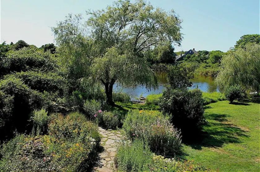 Domaine Isolé Sur 3 Acres Avec Maison, Cottage, Et Pond - Image 1
