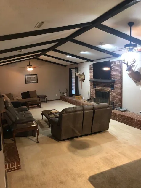 Stuttgart Lodge - Image 1