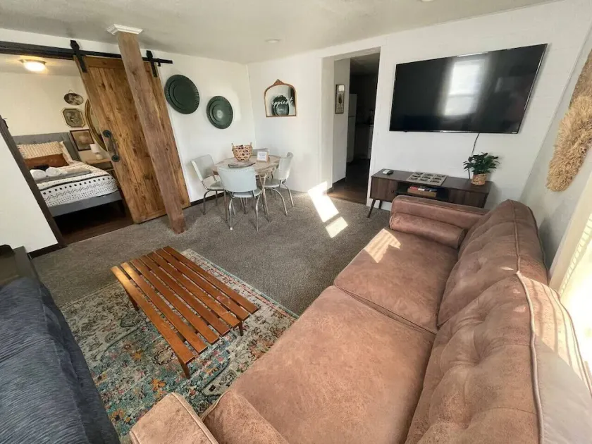 N 7th Street · Fun Stay in the Heart of Rapid City - Image 1