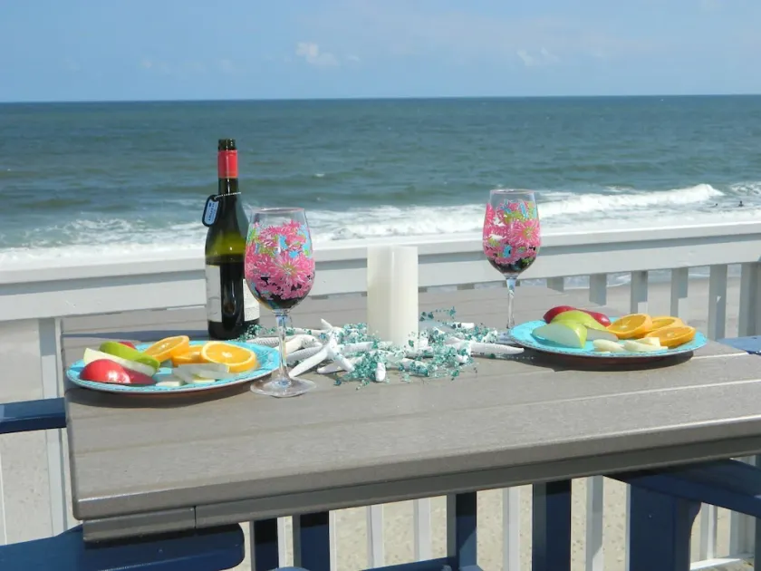 Oceanfront Condo mit 3 Betten, 2 Bädern, beheiztem Innenpool und Außenpools - Image 1