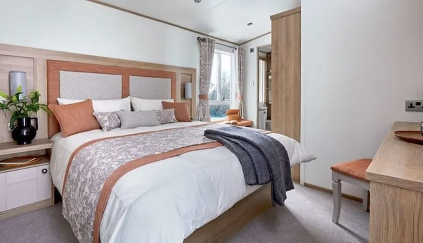 Bluebell Lodge - Image 1