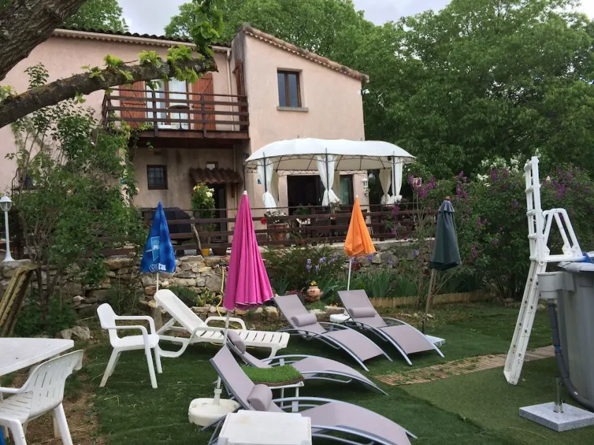 Großes Haus Ruhig auf großem Grundstück mit Pools Juli Promo -10% - Image 1