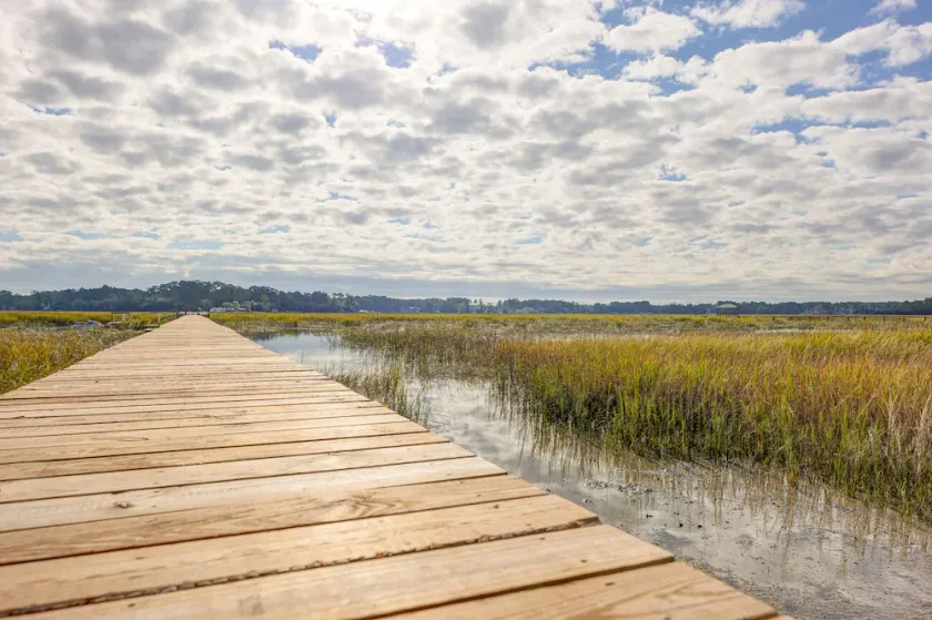 Great Location on the Okatie River just minutes from Hilton Head and Beaufort - Image 1