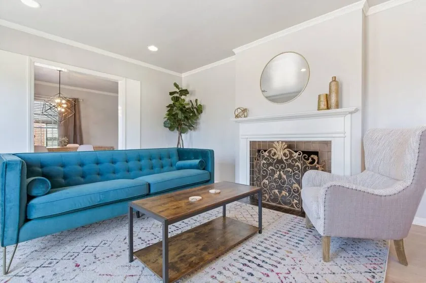 Tulsa Vintage Chic Cottage |King Bed •Expo•TU•Dtwn - Image 1