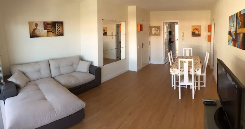 Erholsamer Strand 2BR Wohnung & Meerblick in Los Cristianos - Image 1