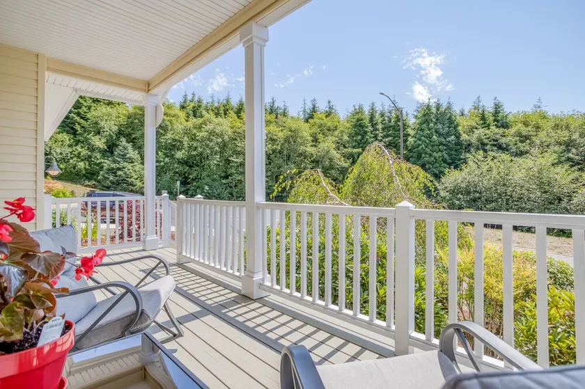 Warm, Modern Single-Level Home Overlooking Netarts Bay Has Ocean Peek and More! - Image 1