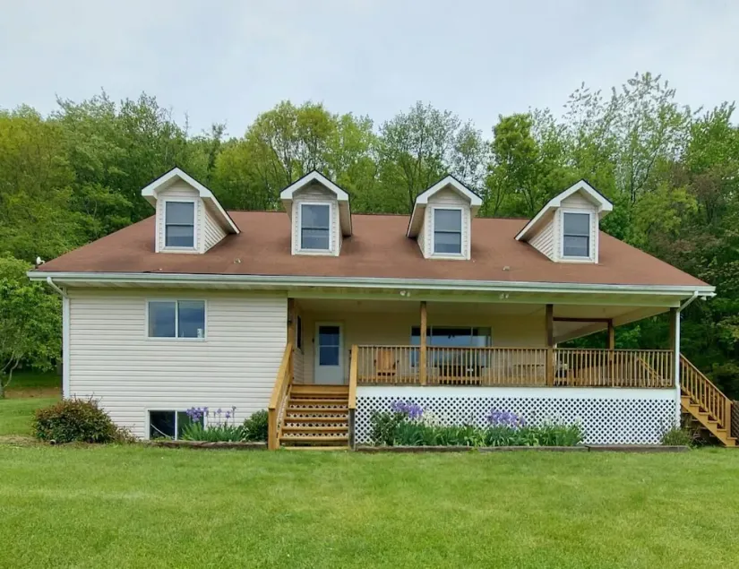 5-bedroom vacation home near Jefferson National Forest - Image 1