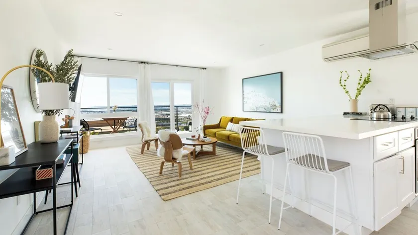 Avalon I by AvantStay Contemporary San Diego Condo w Large Balcony - Image 1