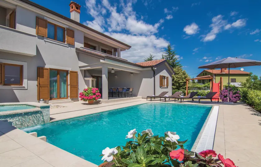 Amazing Home In Trosti - Image 1