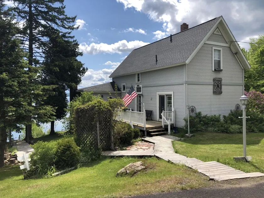 Private Beach House on Lake Superior 🏖 - Image 1