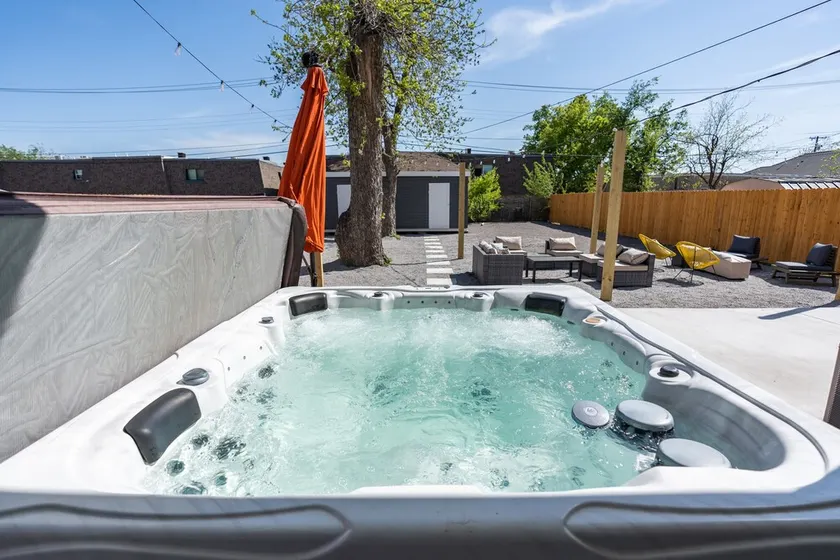PASEO / PLAZA District🚶‍♀️ | 30TH ST & Classen Blvd | Central ⚡| Dog Friendly🐶 - Image 1