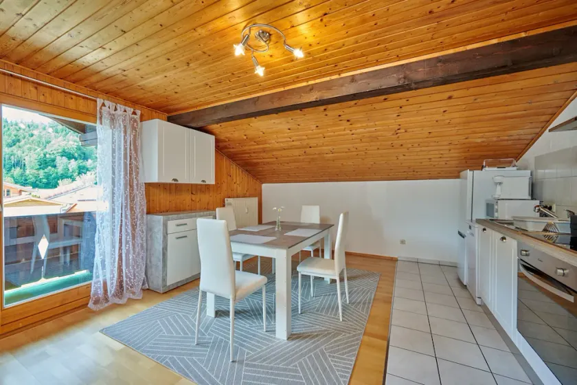 Spacious vacation apartment 72 m², 1-4 persons, 2 bedrooms, WLAN, balcony - Image 1