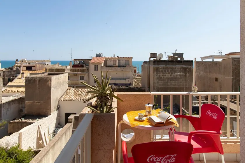 Casa Riviera - Image 1