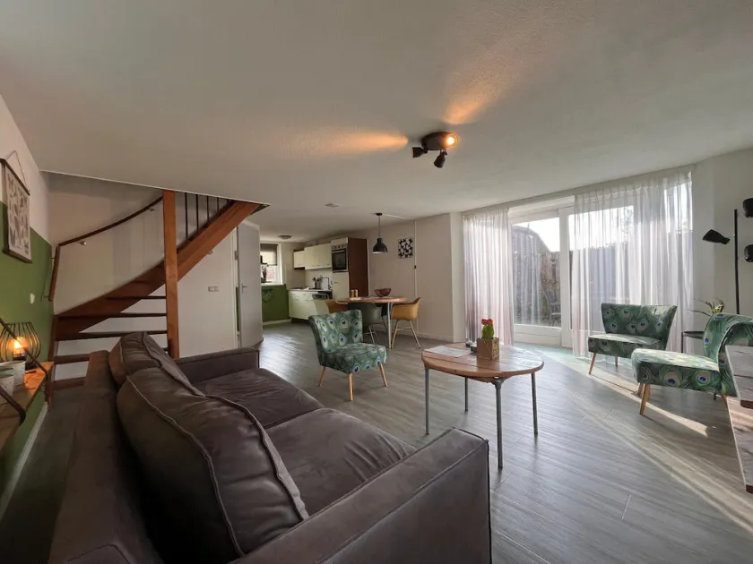 Contemporary Family Haven in Noordwijk - Image 1
