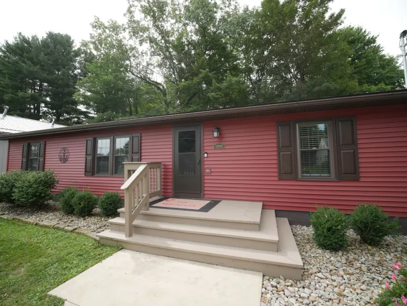 The Red Haven at Conneaut Lake - Image 1