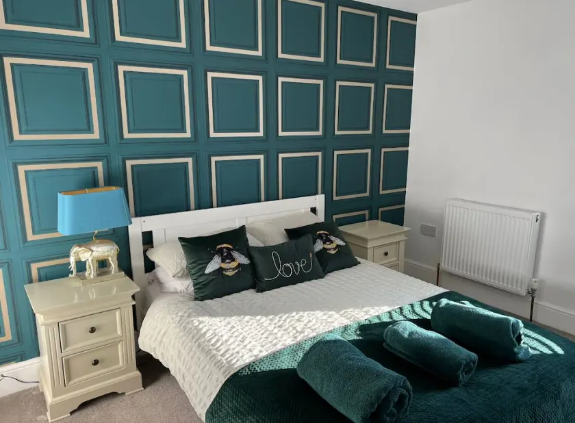 Alsager Town Centre Apartment - Image 1