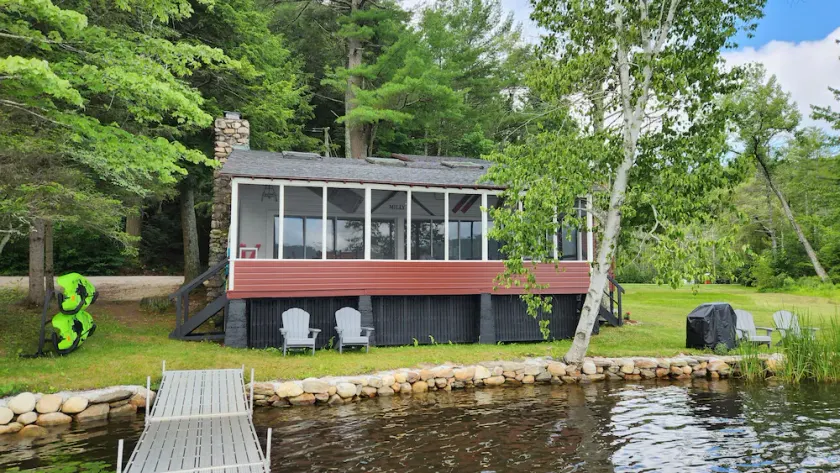Lake Buel Front 4 sovrum Cottage bara Labor Day vecka kvar - Image 1