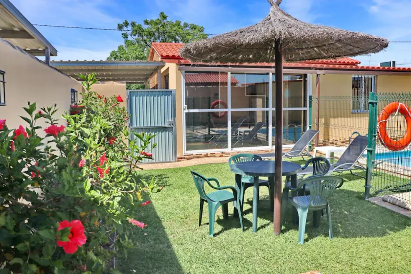 Bungalow med pool i El Colorado - Image 1