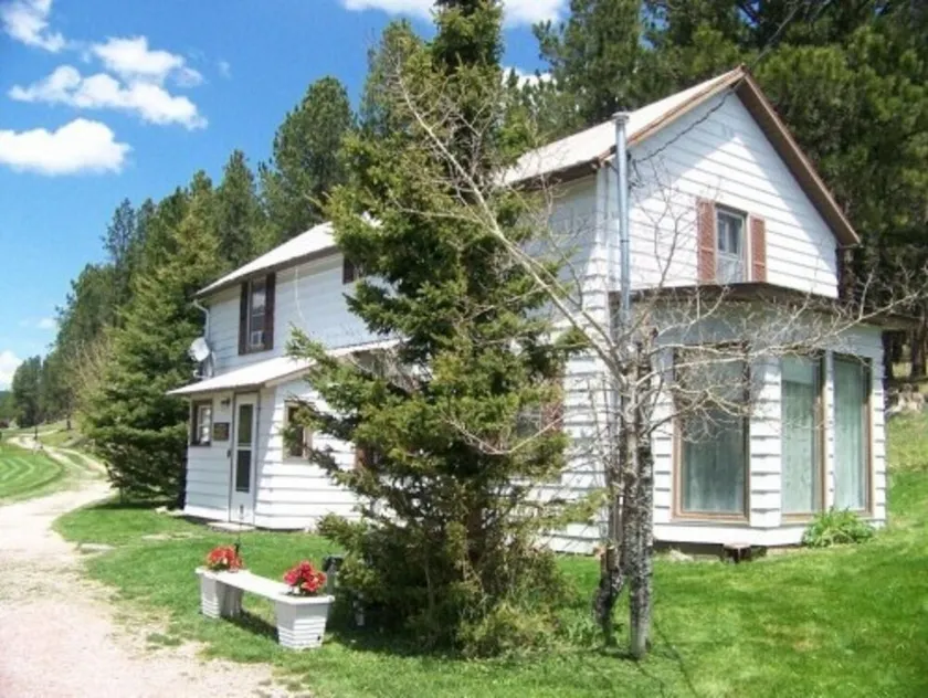 Kiddville Ranch.  Site of Historical Gold Mining Camp. Husdjur är gratis! - Image 1