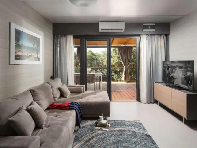 Mobilhome Beach Villa by Interhome - Image 1