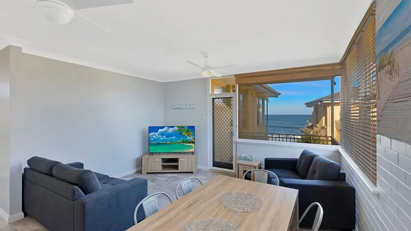 Golden Sands Appartement 10 - Image 1