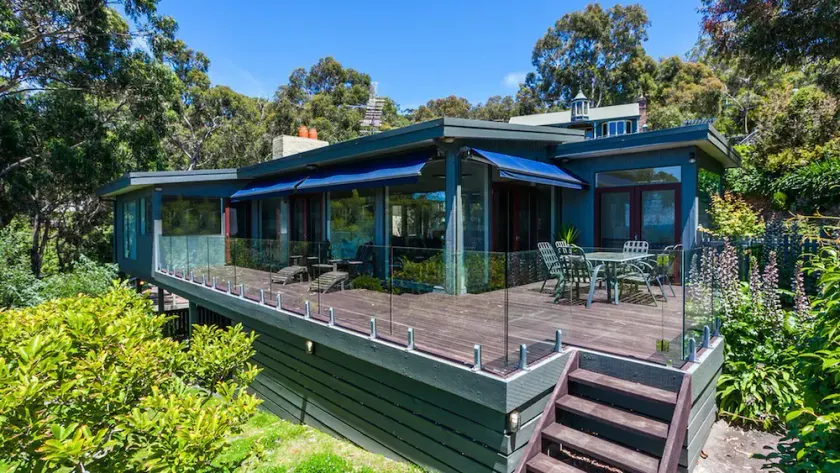 The Grove - Perfect Beach House - Image 1