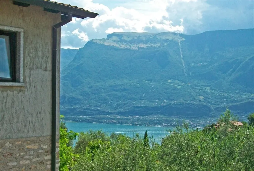 Casa Giacomina garden and Lake view by Gardadomusmea - Image 1